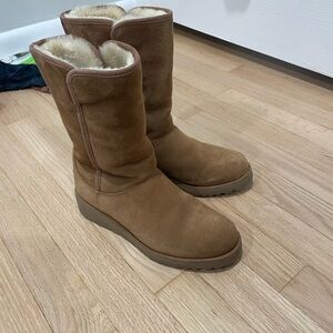 UGG “Aimee” Tan Shearling Lined Boots